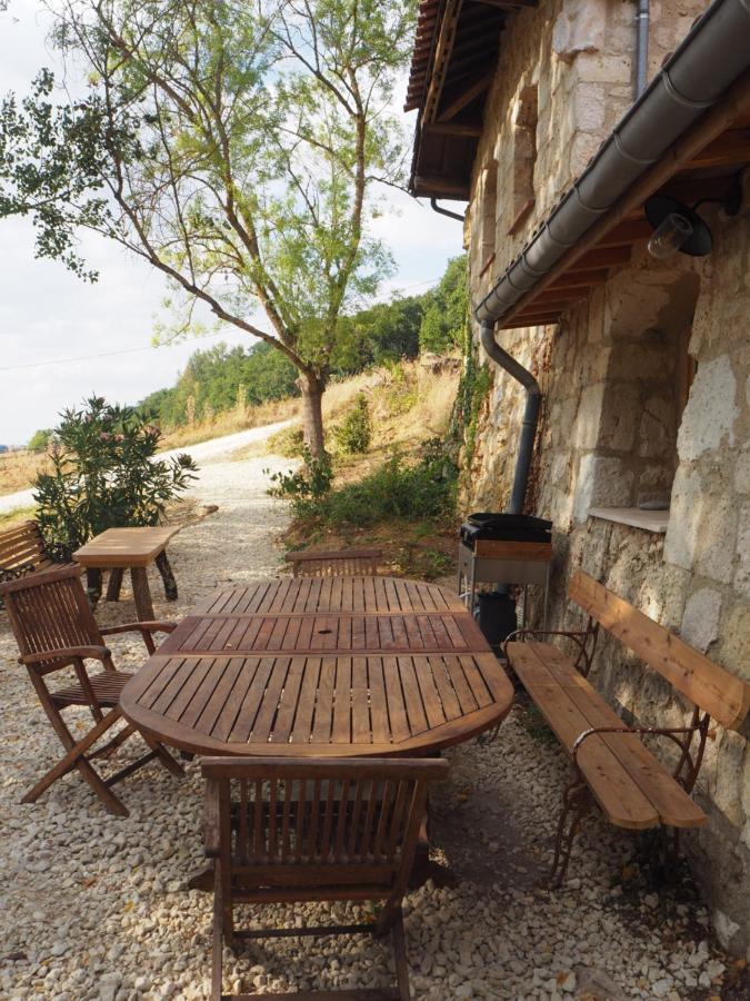 Grand Gite Les Cabanes De Fallot Pour 19 Personnes - Piscine Naturelle L'isle-Bouzon Extérieur photo