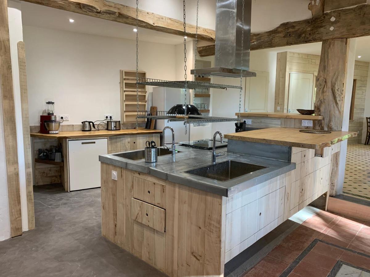 Grand Gite Les Cabanes De Fallot Pour 19 Personnes - Piscine Naturelle L'isle-Bouzon Extérieur photo